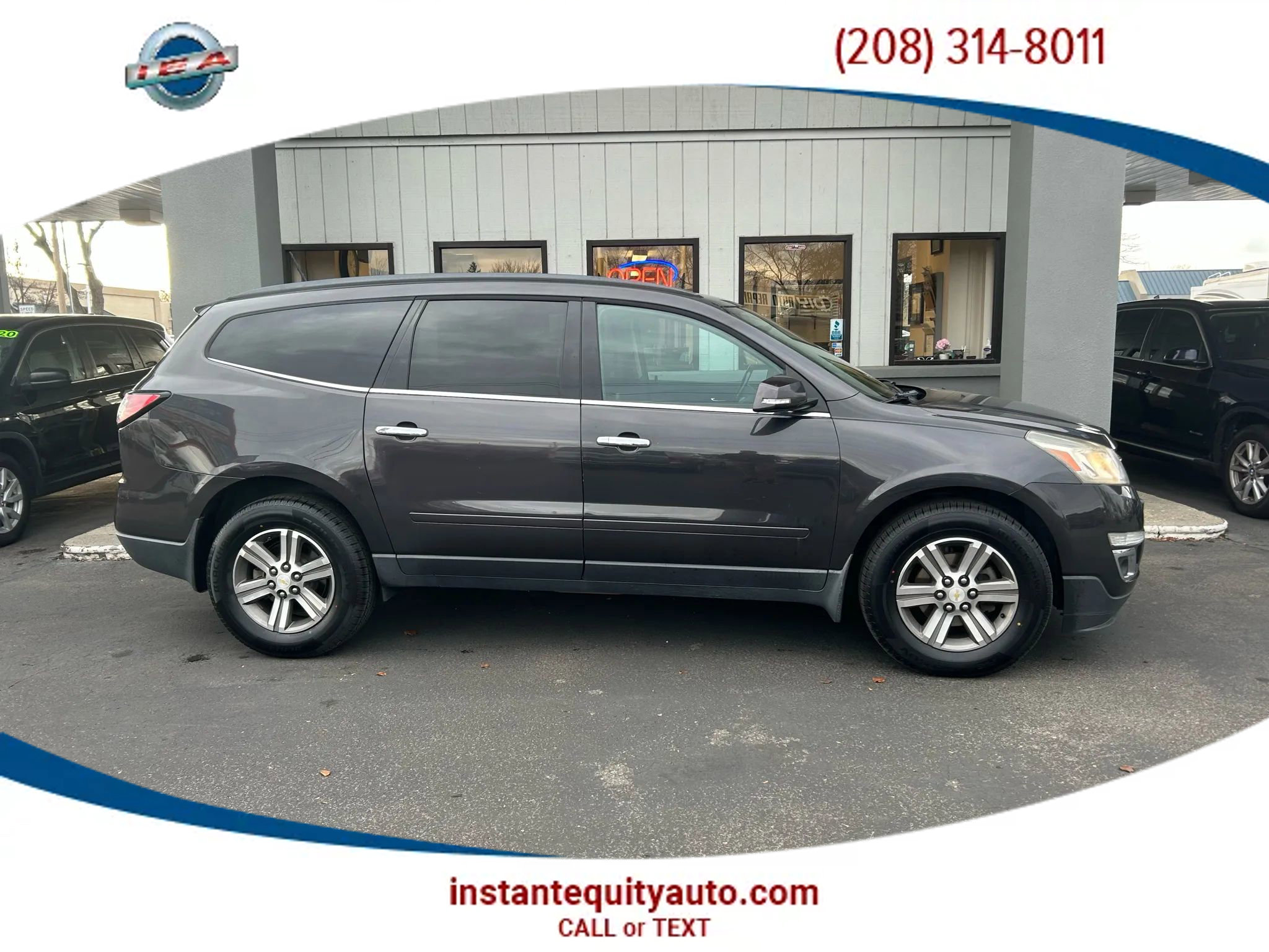 Used 2017 Chevrolet Traverse LT