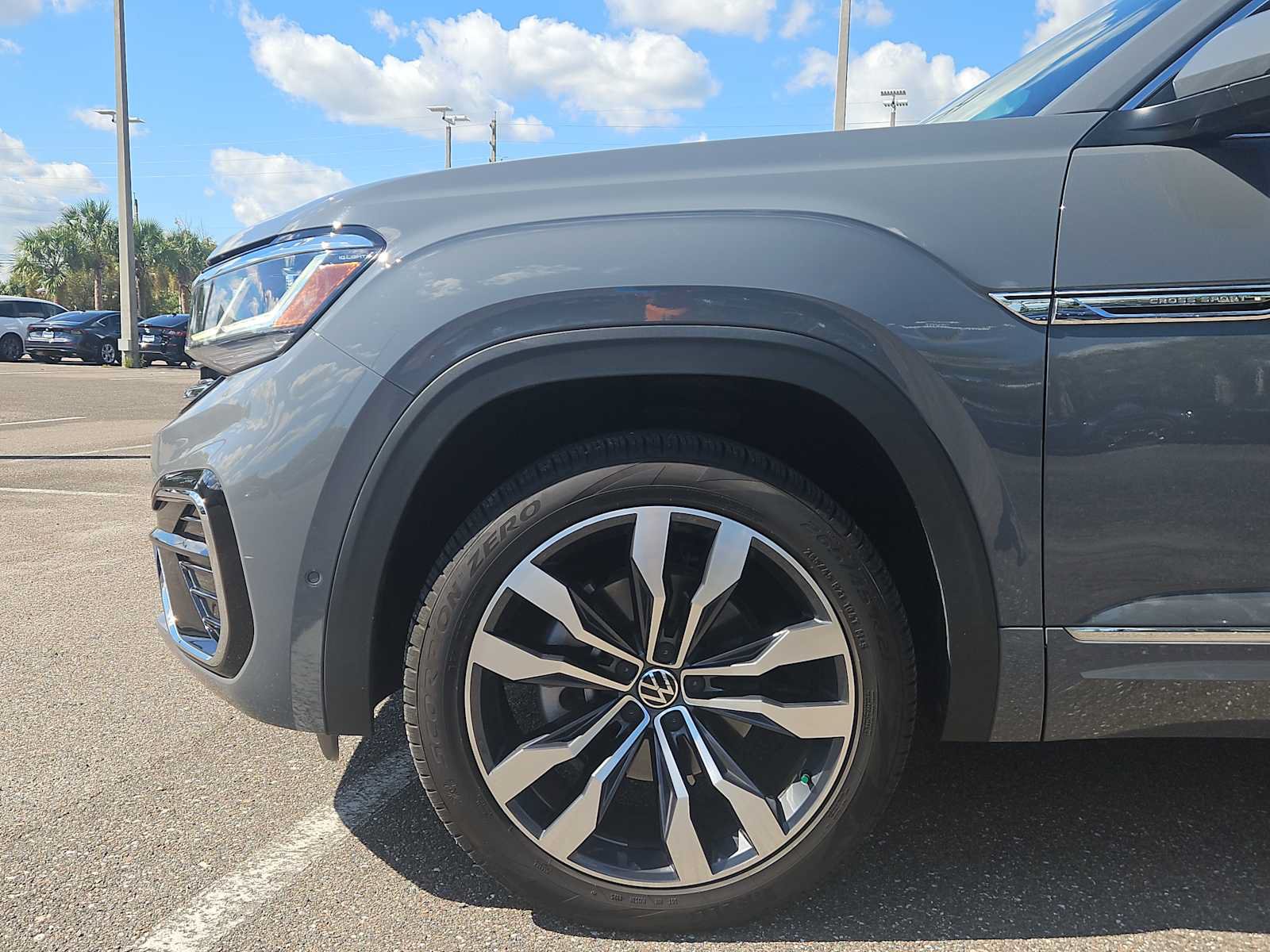 Used 2023 Volkswagen Atlas Cross Sport SEL Premium R-Line AWD/4WD image 19
