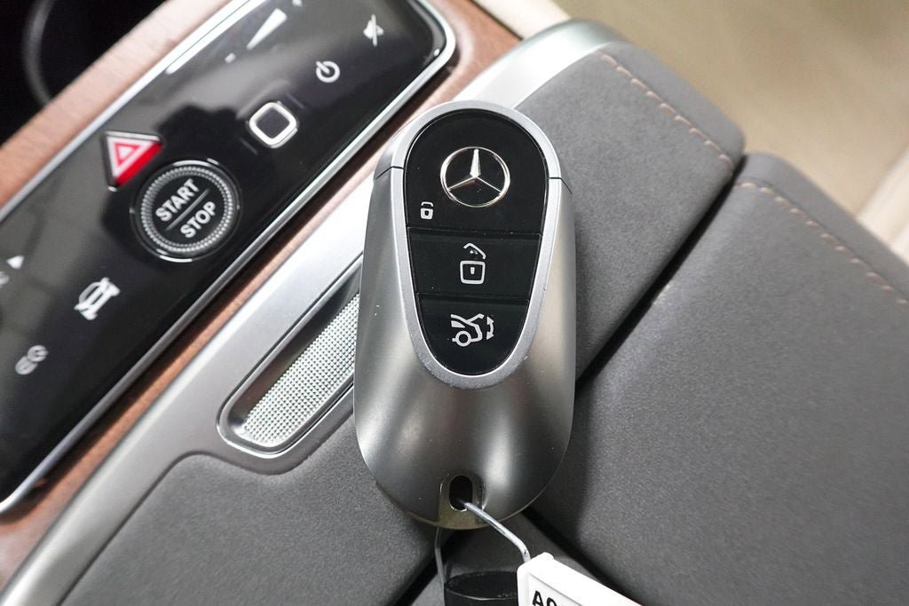Used 2023 Mercedes-Benz EQS 580 4MATIC SUV image 21