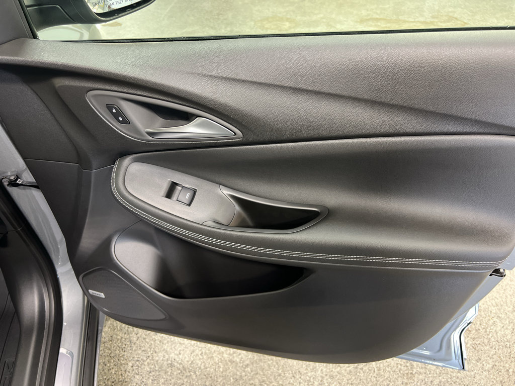 New 2026 Buick Encore GX Avenir w/ Avenir Technology Package AWD/4WD image 16