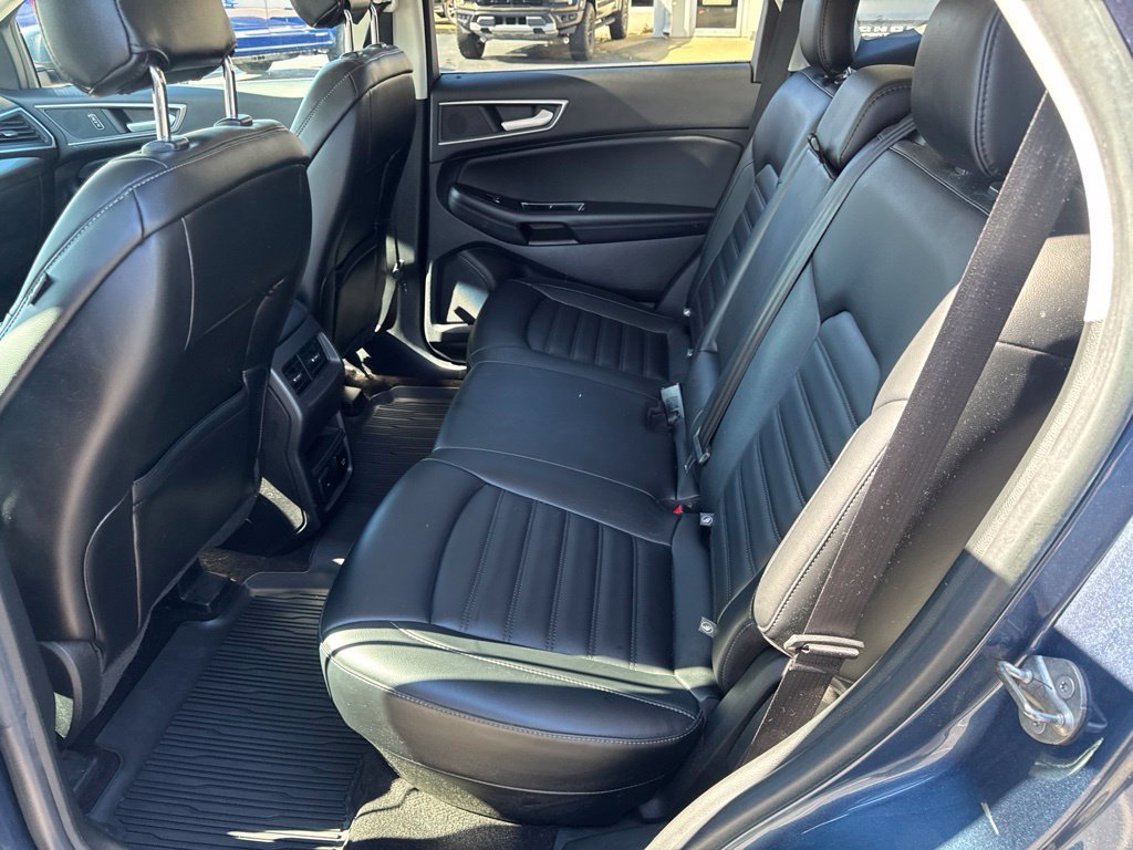 Used 2019 Ford Edge SEL w/ Equipment Group 201A AWD/4WD image 29