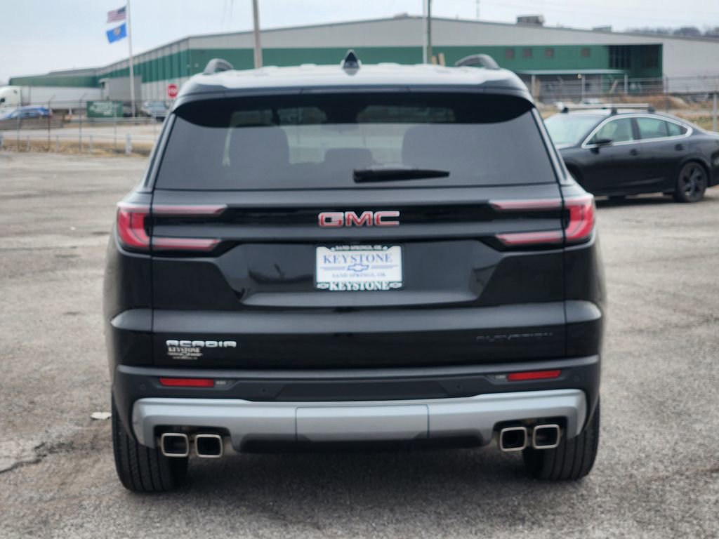 Used 2025 GMC Acadia Elevation image 6