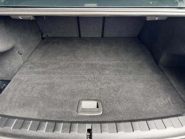 Used 2021 BMW 330e xDrive image 43