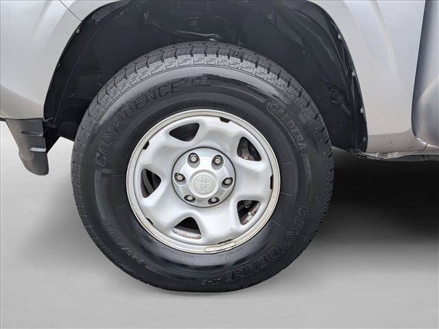 Used 2020 Toyota Tacoma SR w/ SR Convenience Package RWD image 21