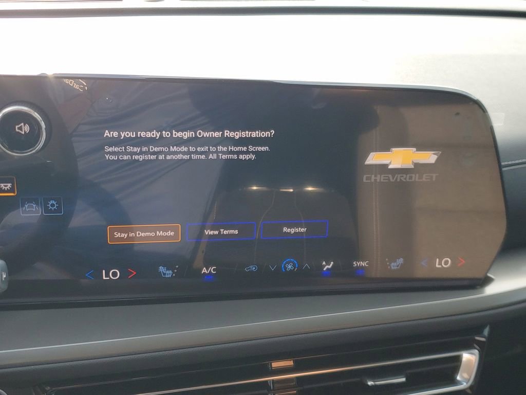 New 2026 Chevrolet Traverse LT w/ Driver Confidence Package image 23