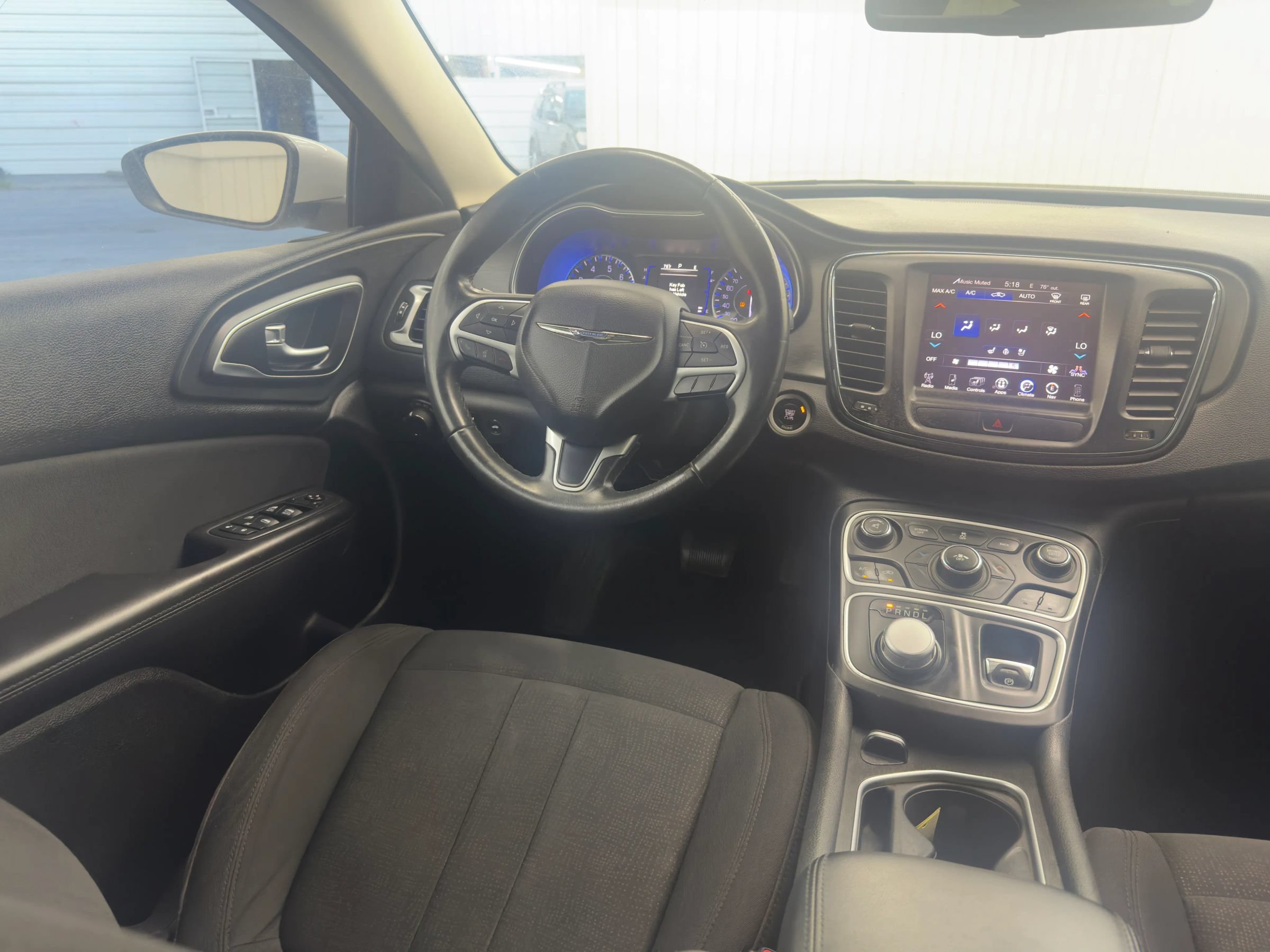 Used 2015 Chrysler 200 Limited w/ Convenience Group FWD image 12