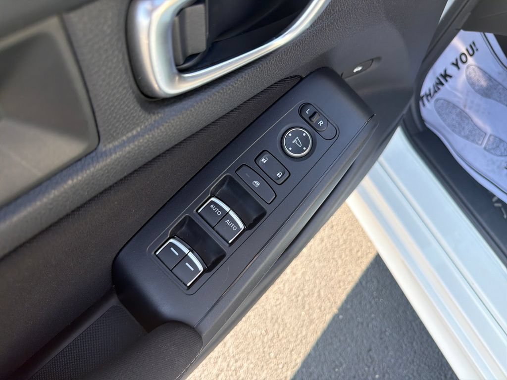 Used 2023 Honda Civic Sport image 10