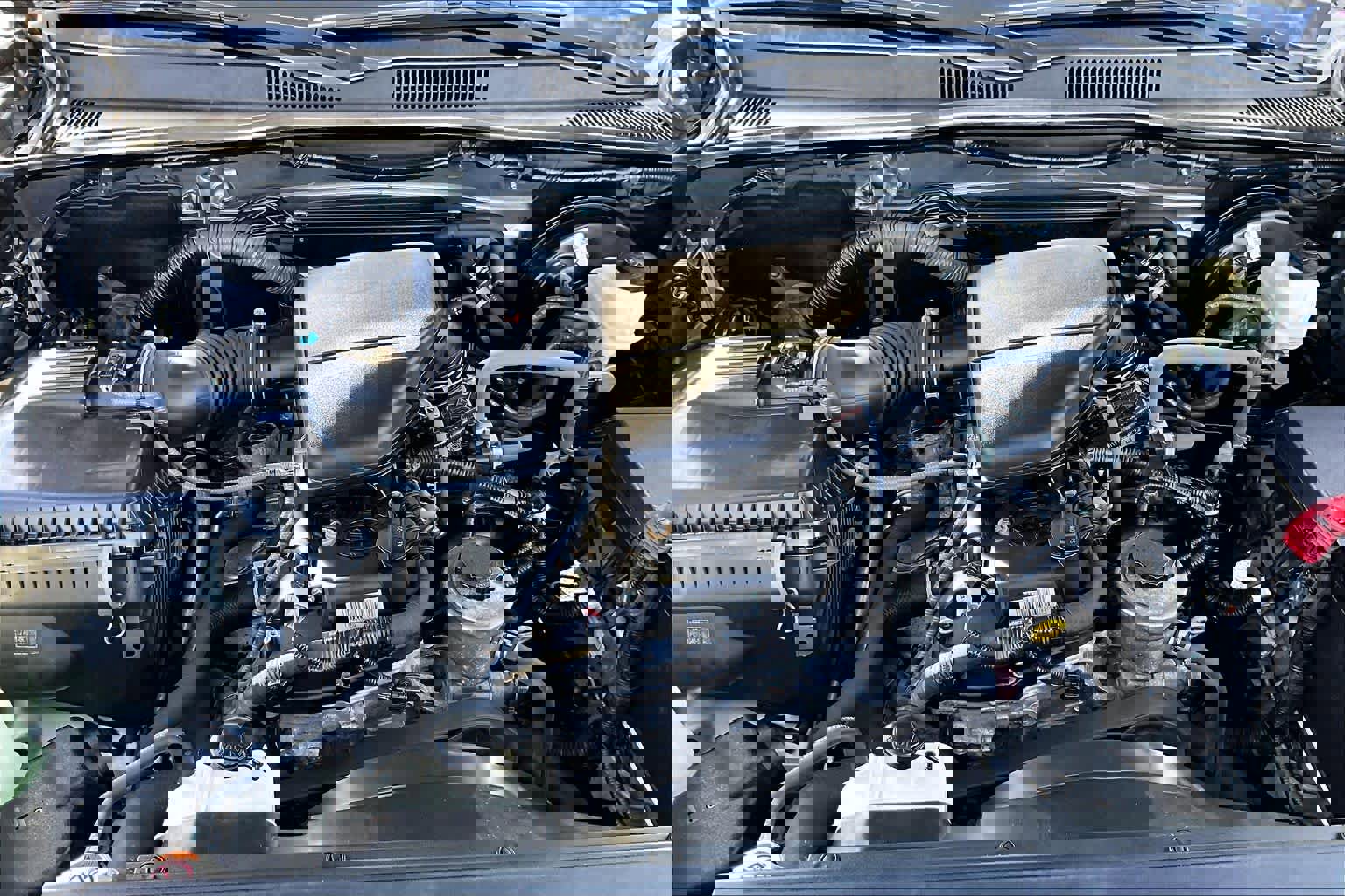 Used 2018 Toyota Tacoma SR5 w/ SR5 Appearance Package (SM) image 30