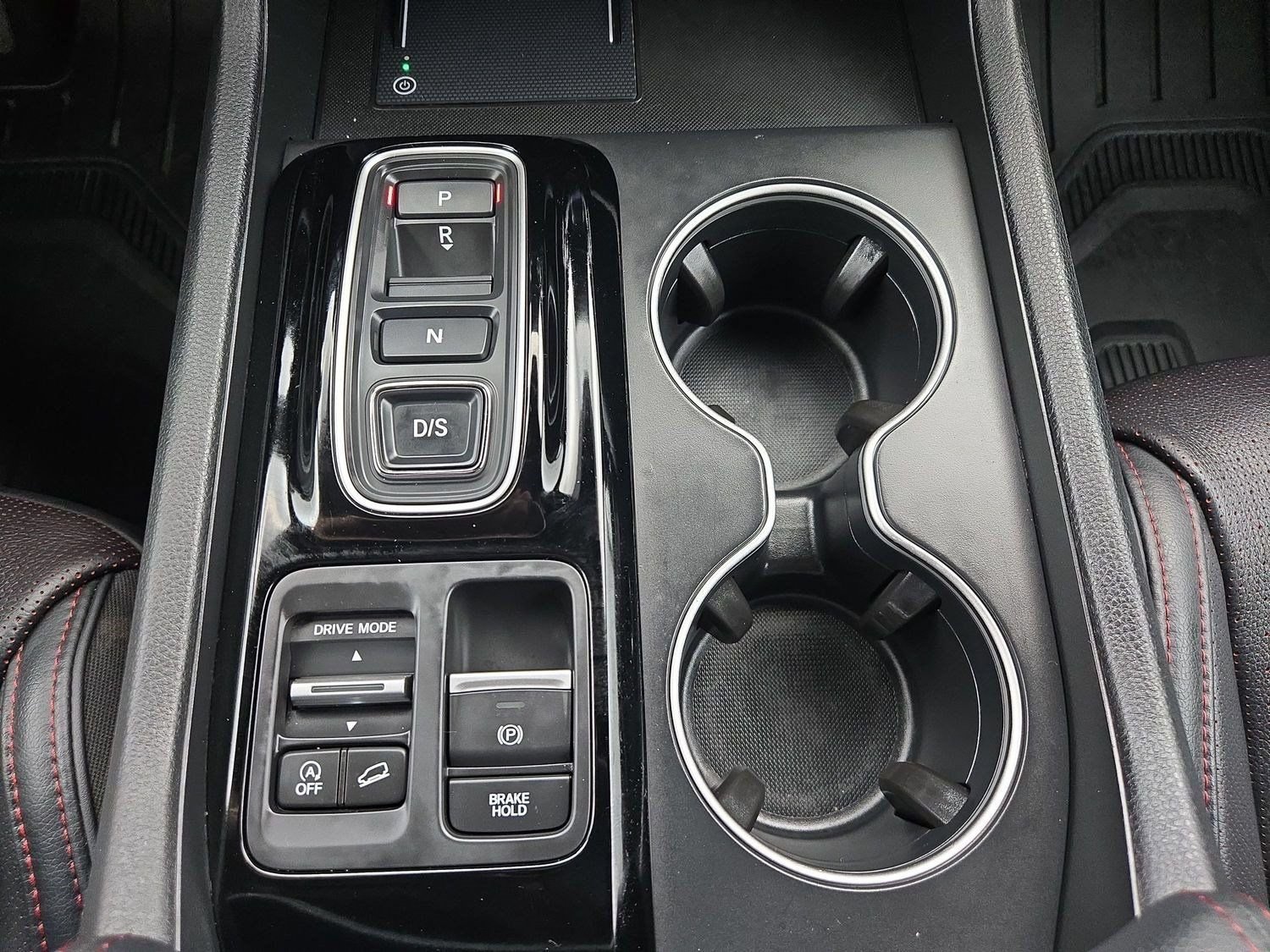 Used 2025 Honda Pilot Black Edition image 27