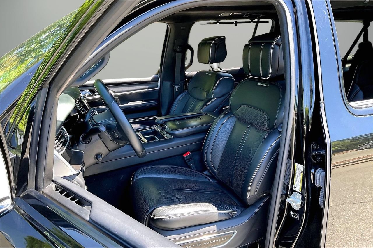 Certified 2024 Jeep Grand Wagoneer L Series II w/ Quick Order Packagew 28T AWD/4WD image 23