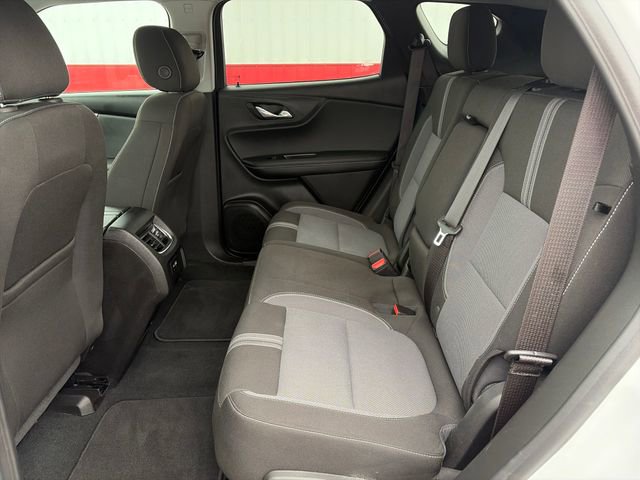 Used 2025 Chevrolet Blazer LT image 37