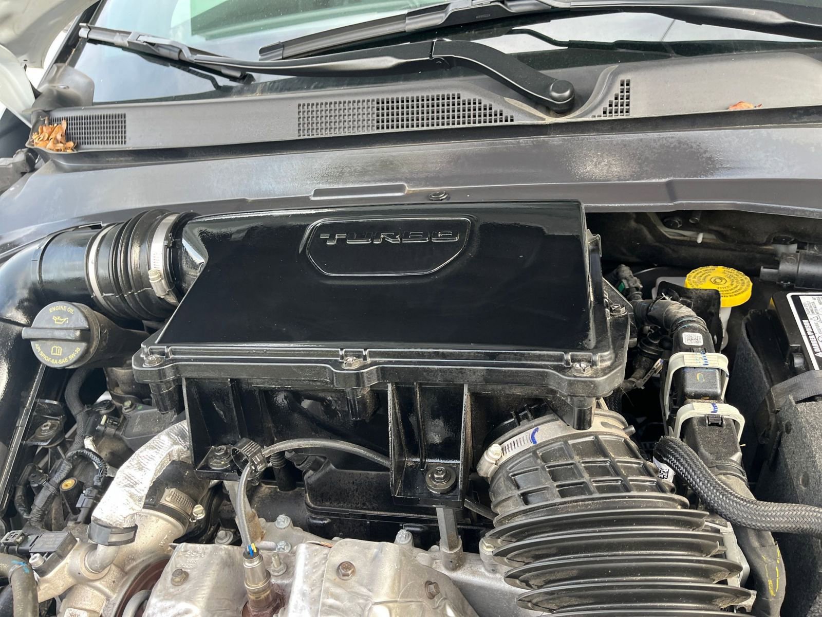 Used 2025 Jeep Compass Limited image 33