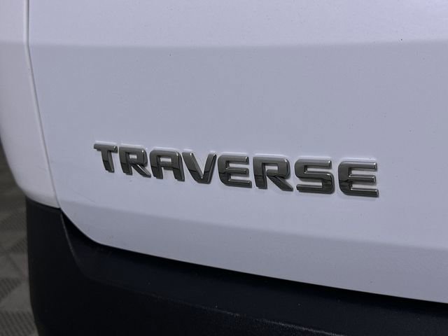 Used 2018 Chevrolet Traverse LS w/ LPO, Cargo Package FWD image 32