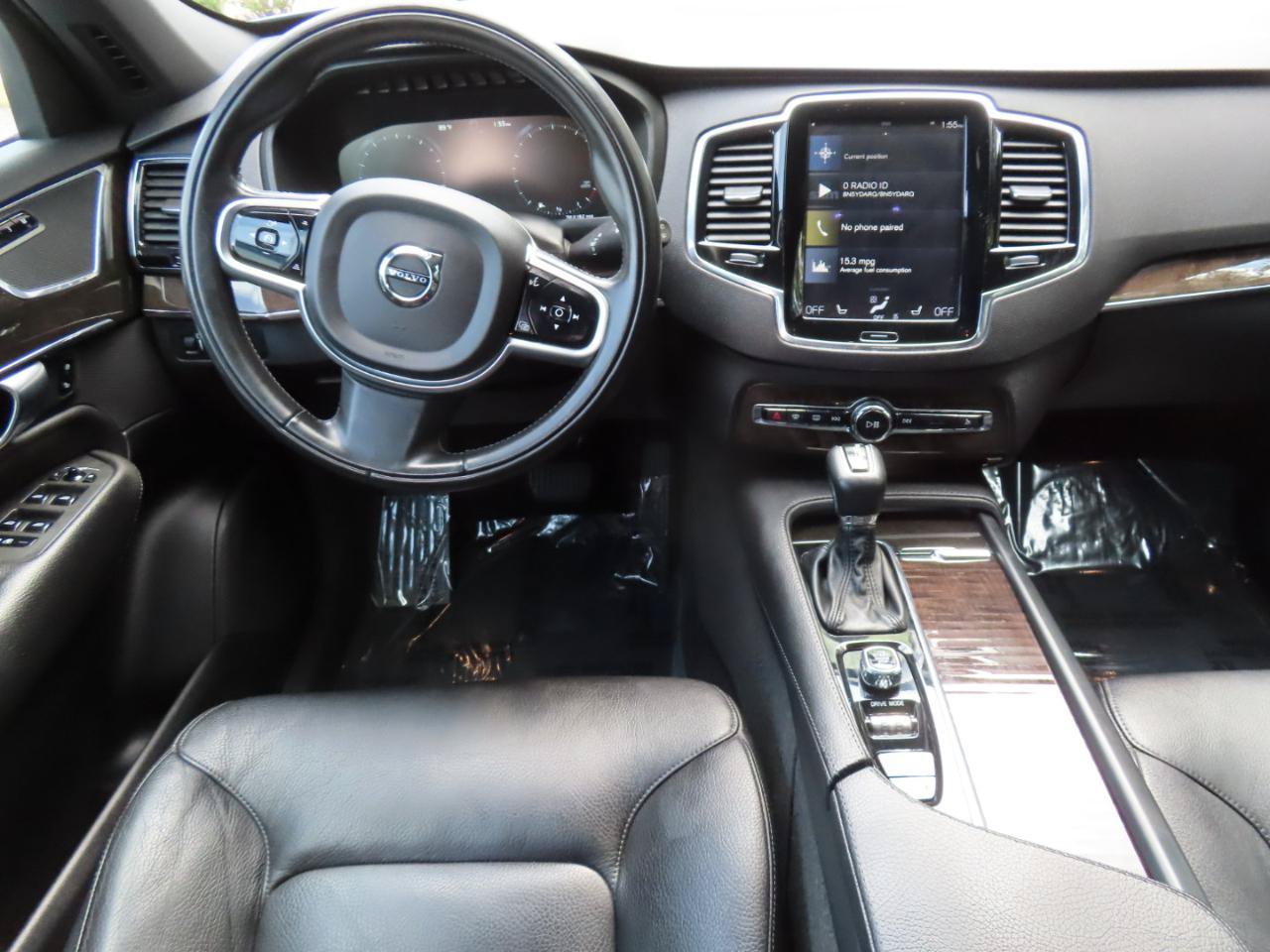 Used 2018 Volvo XC90 T6 Momentum w/ Convenience Package AWD/4WD image 17