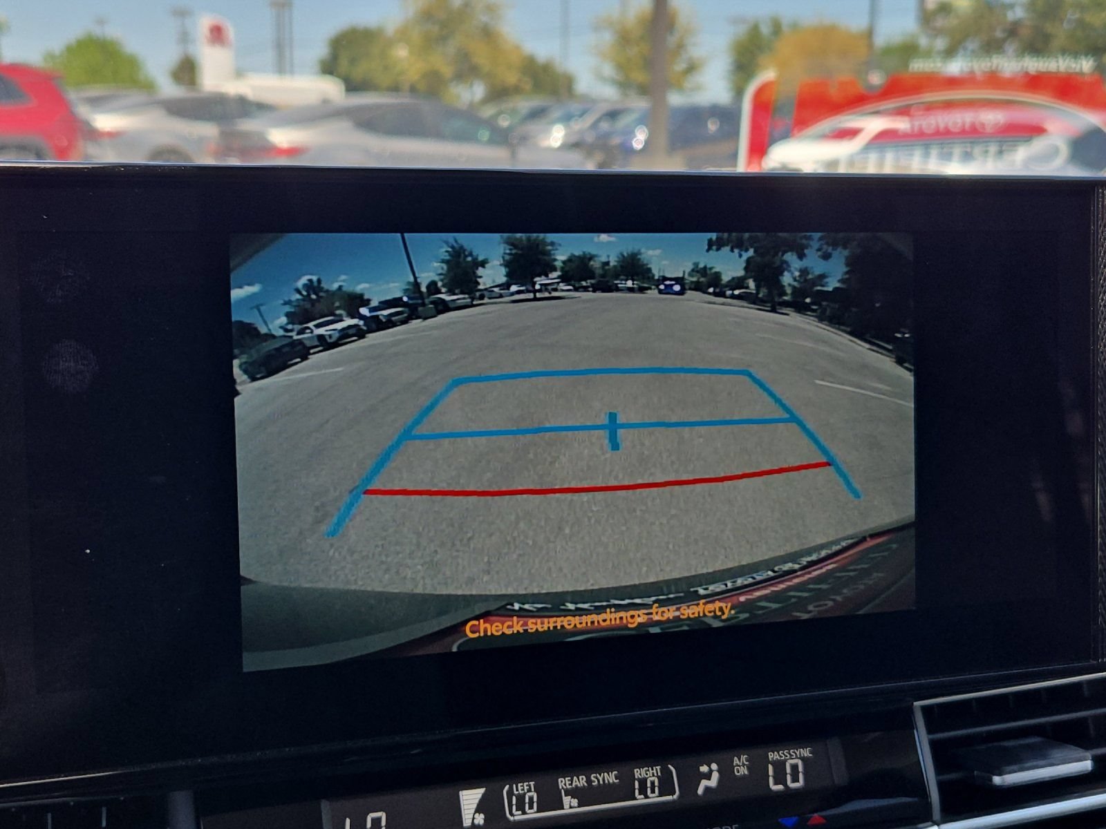 Certified 2026 Toyota Sienna XLE FWD image 19