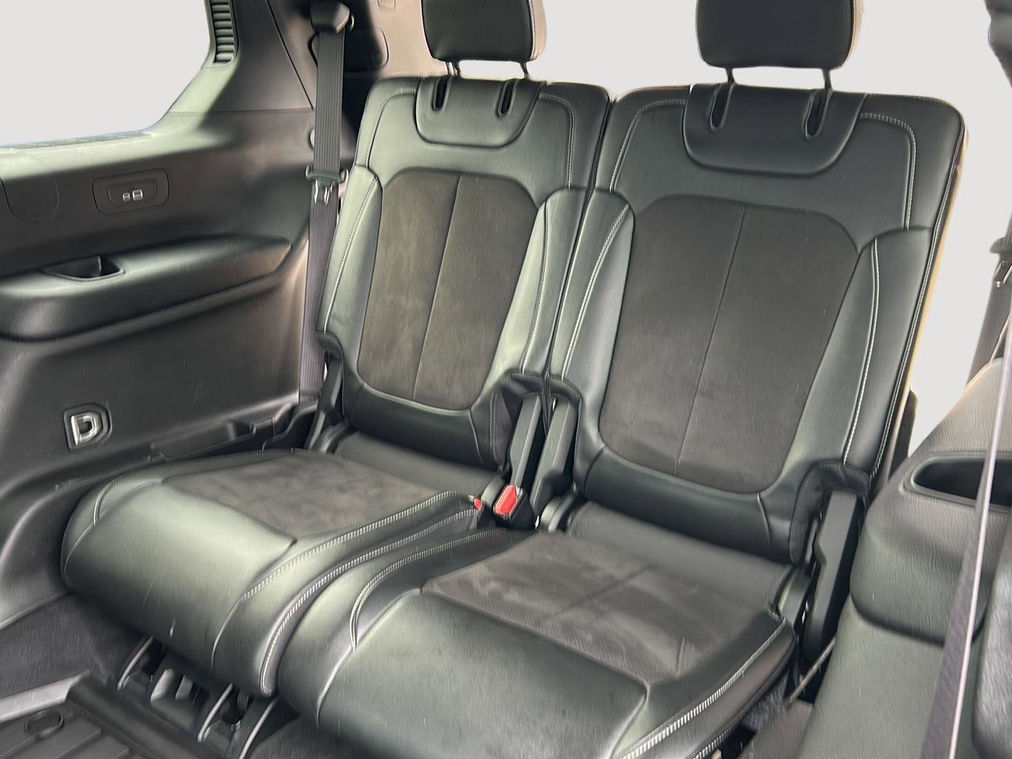 Used 2023 Jeep Grand Cherokee L Laredo image 22