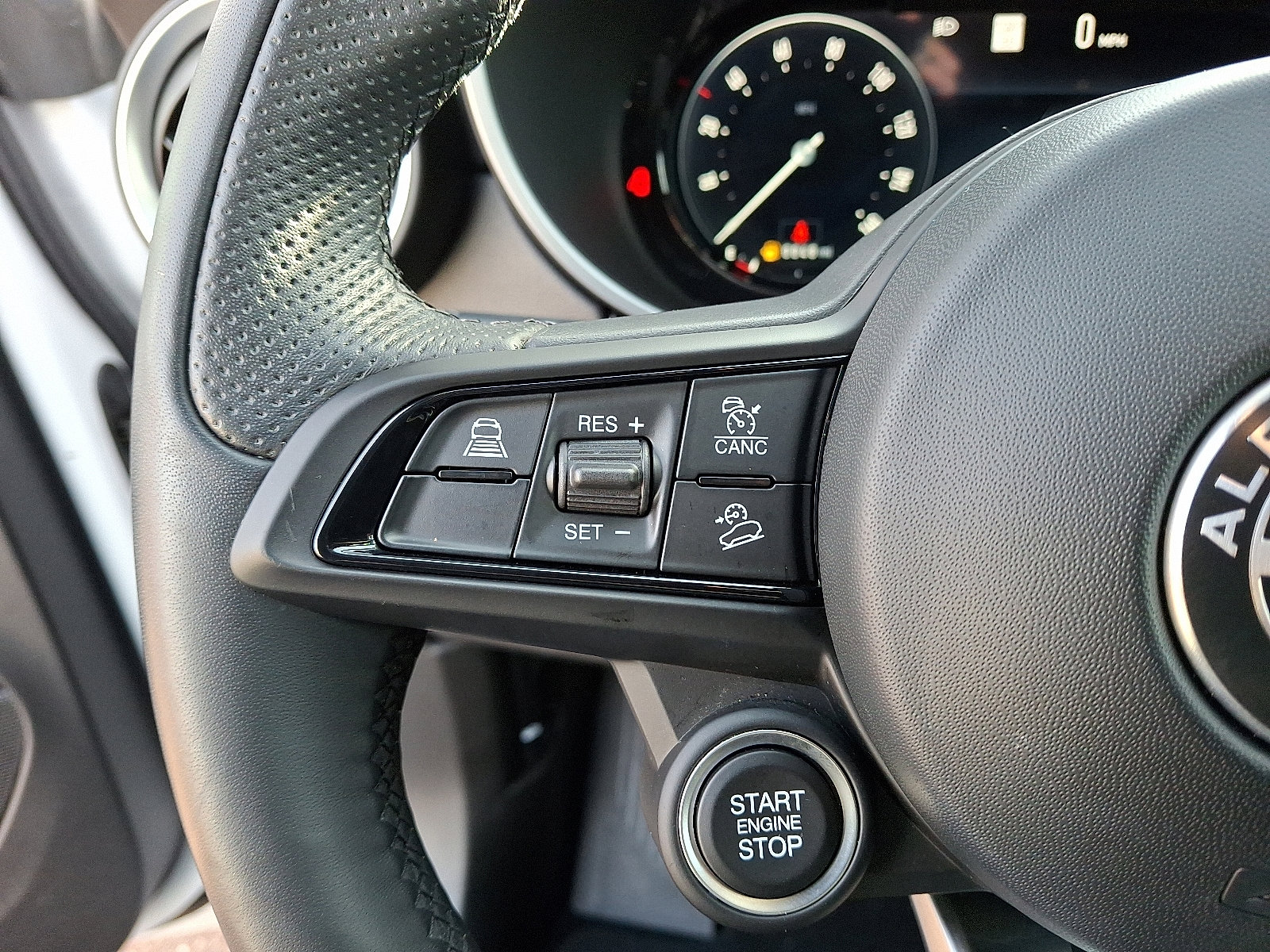 Used 2024 Alfa Romeo Stelvio Ti image 22