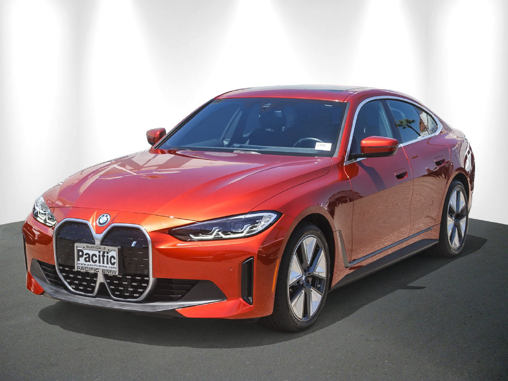 Certified 2023 BMW i4 eDrive35 w/ Premium Package RWD image 3