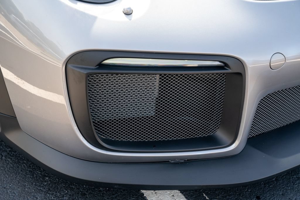 Used 2018 Porsche 911 GT2 RS RWD image 11