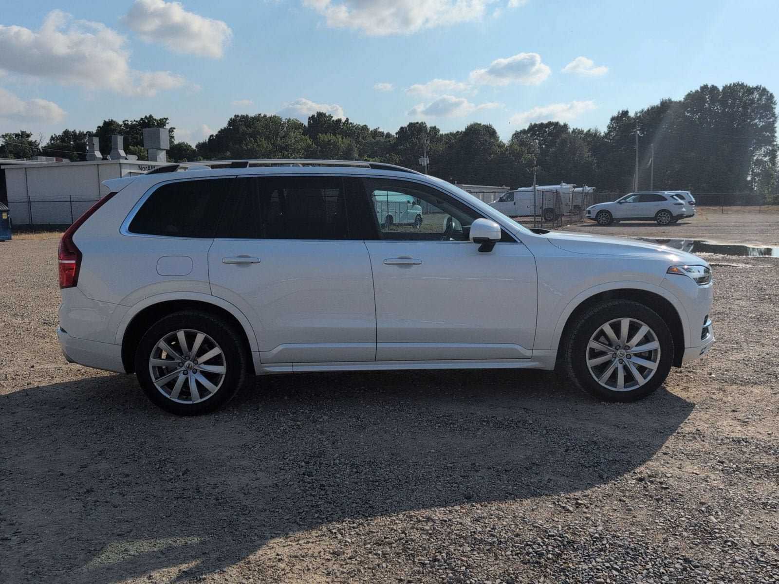 Used 2019 Volvo XC90 T6 Momentum AWD/4WD image 6