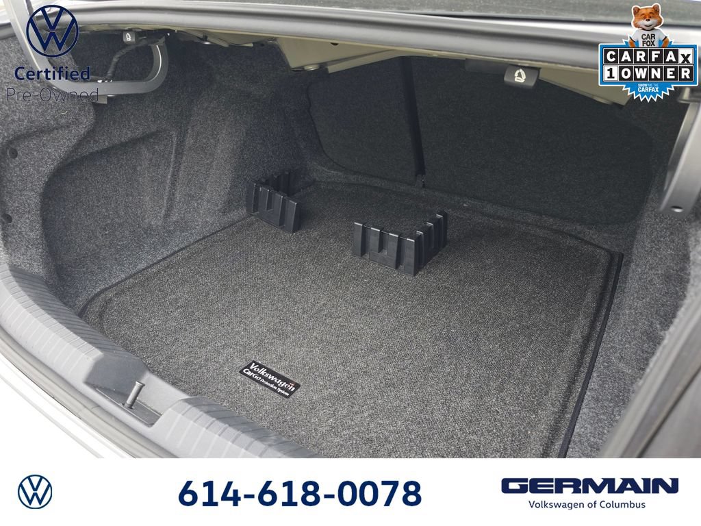 Certified 2023 Volkswagen Jetta SE w/ Panoramic Sunroof Package FWD image 20
