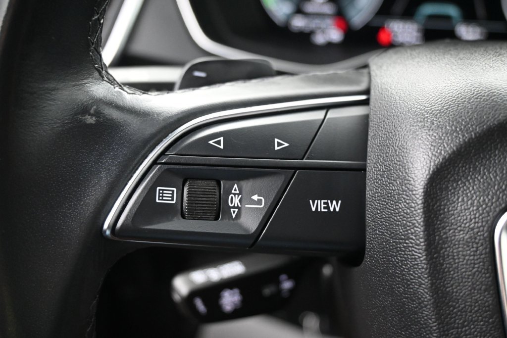 Used 2023 Audi Q5 e Premium Plus AWD/4WD image 23