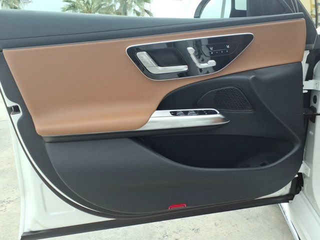 New 2026 Mercedes-Benz E 350 4MATIC Sedan image 12