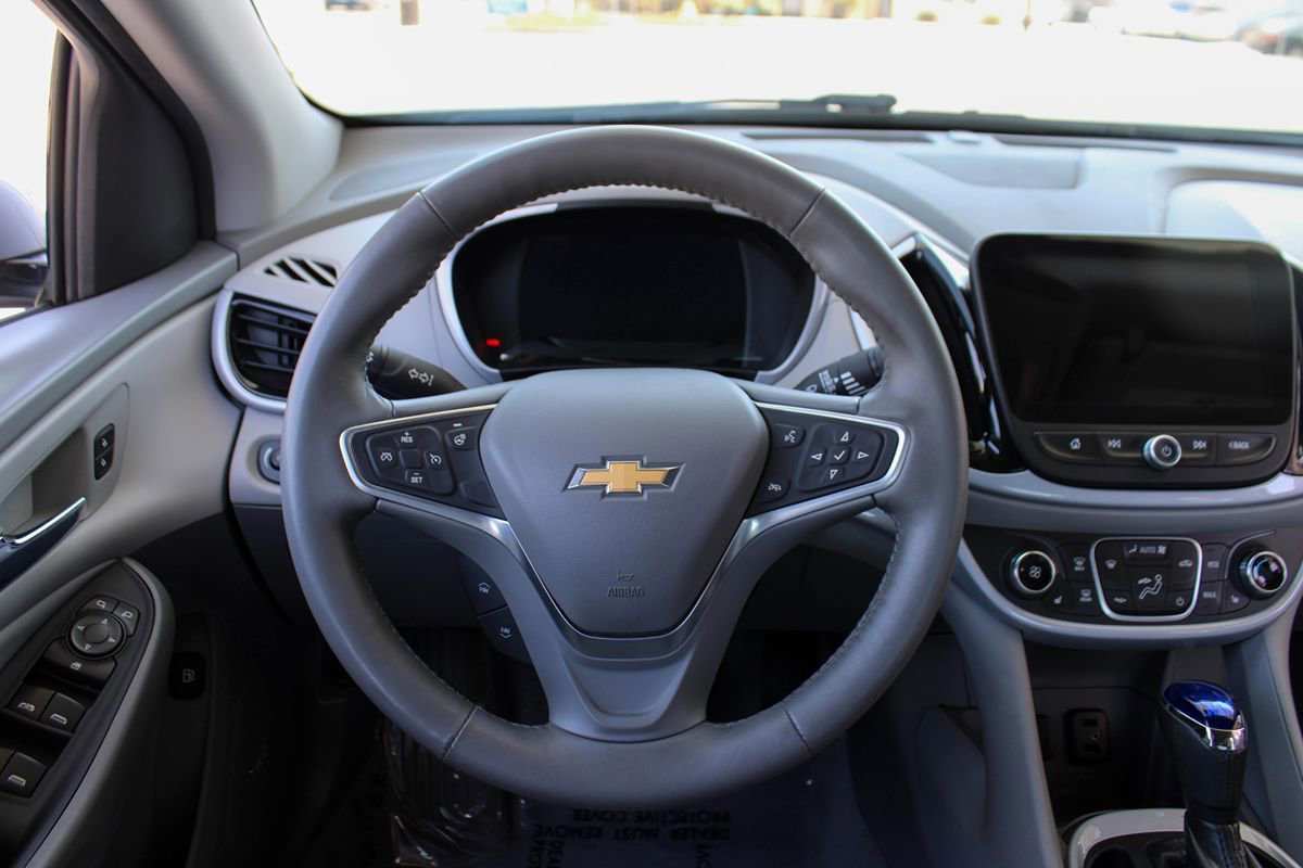 Used 2016 Chevrolet Volt LT w/ Comfort Package FWD image 26