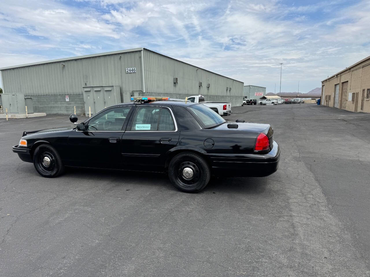 Used 2011 Ford Crown Victoria Police Interceptor w/ Radio Suppression Pkg image 5