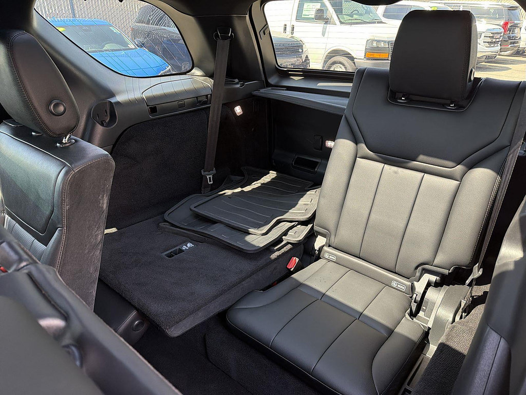 Used 2017 Land Rover Discovery SE AWD/4WD image 43