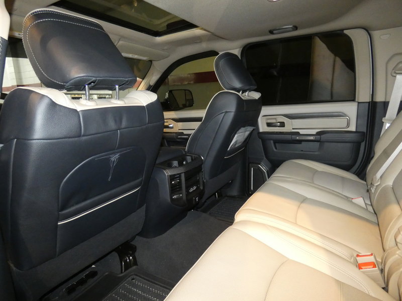 Used 2022 RAM 2500 Limited image 29