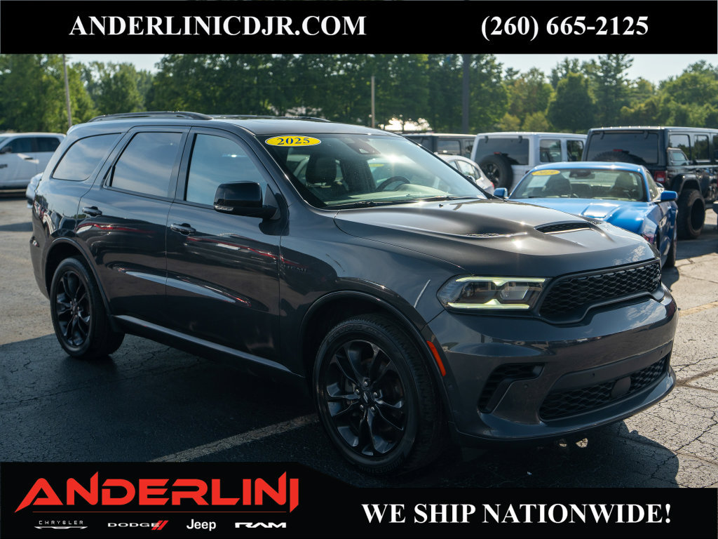 Used 2025 Dodge Durango R/T AWD/4WD image 1