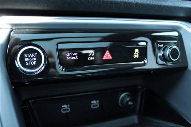 Used 2025 Audi Q5 Premium w/ Convenience Package AWD/4WD image 19
