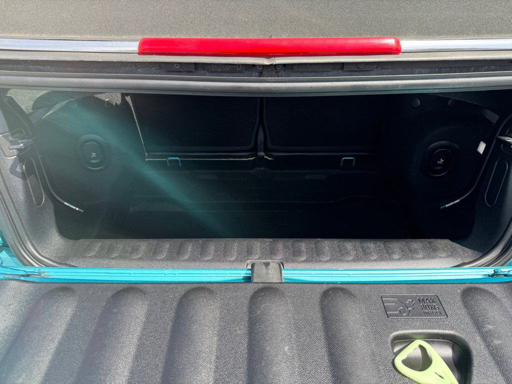 Used 2017 MINI Cooper 4-Door Hardtop image 32