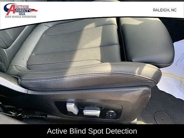 Used 2023 BMW 330i xDrive Sedan w/ Driving Assistance Package image 24