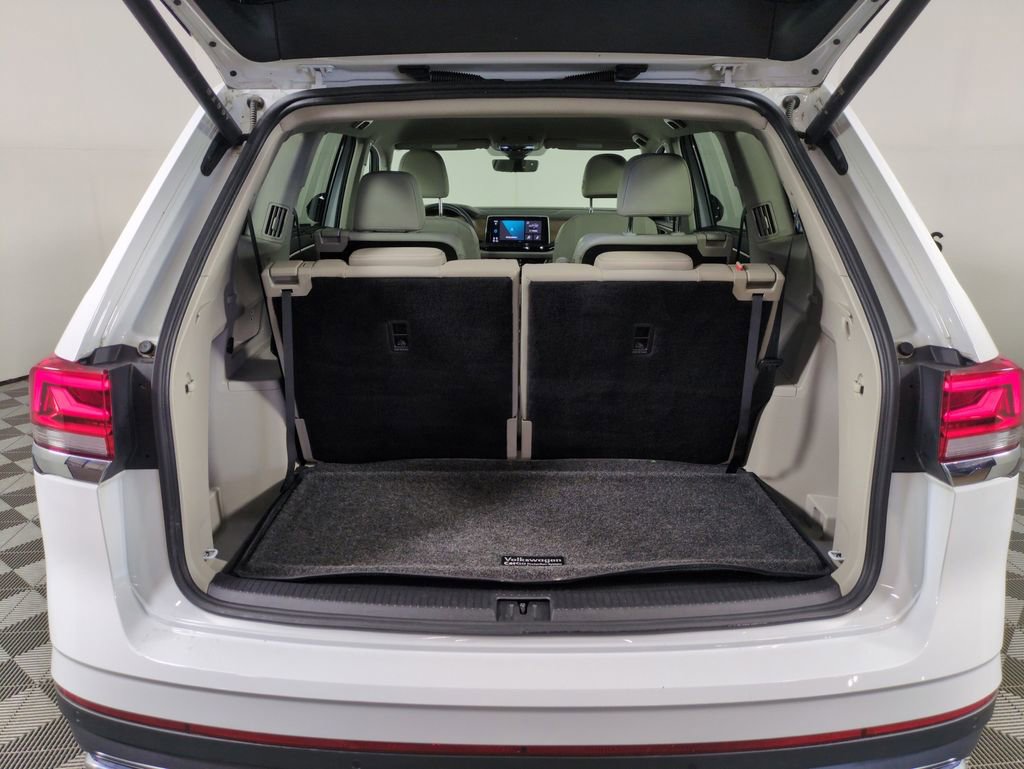 Used 2024 Volkswagen Atlas SE AWD/4WD image 24