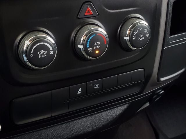 Used 2017 RAM 1500 ST w/ SXT Appearance Group AWD/4WD image 16