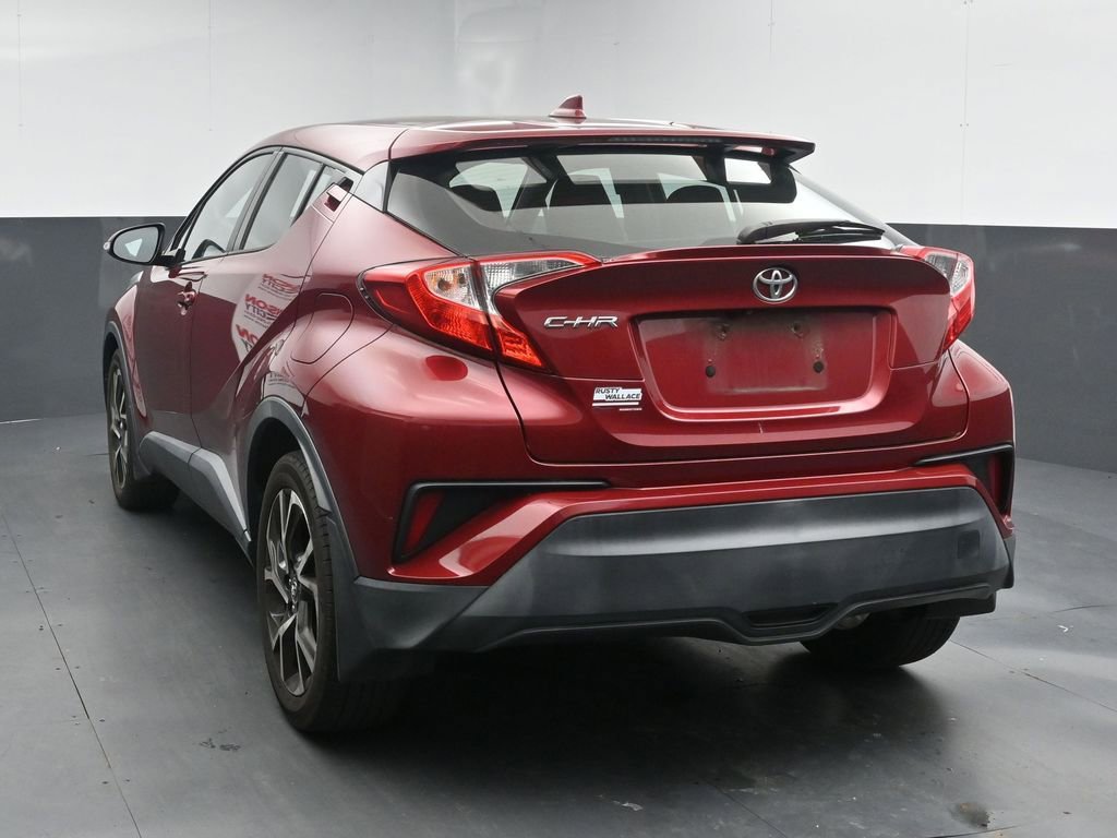 Used 2018 Toyota C-HR XLE FWD image 6