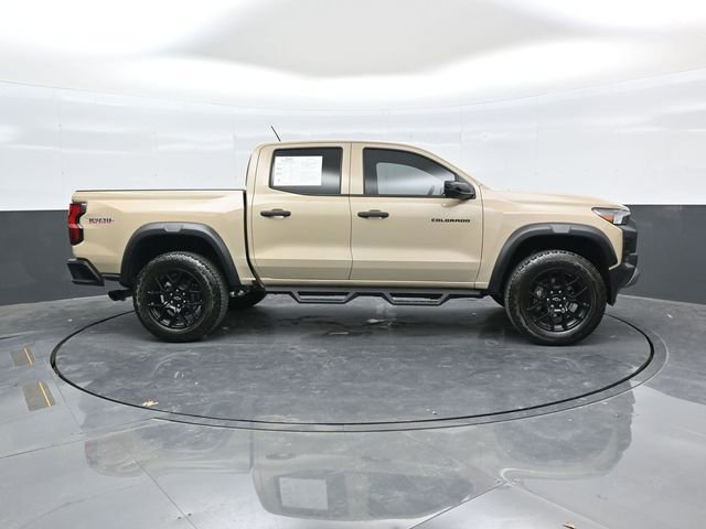 Used 2024 Chevrolet Colorado Trail Boss w/ LPO, Dark Essentials Package AWD/4WD image 8