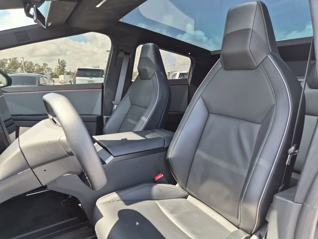 Used 2024 Tesla Cybertruck AWD Crew Cab image 19