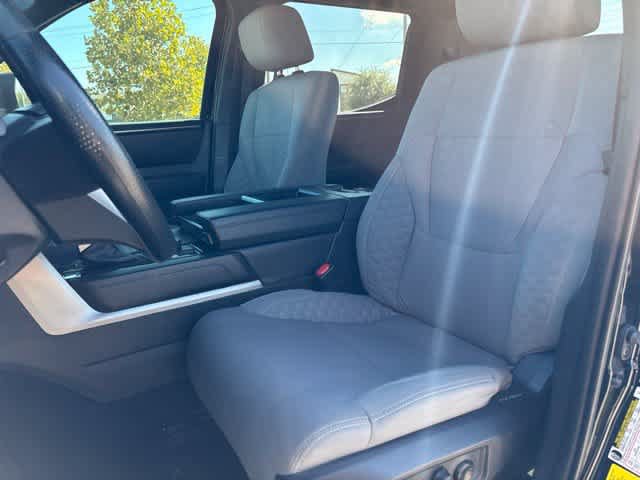 Used 2025 Toyota Tundra SR5 AWD/4WD image 22