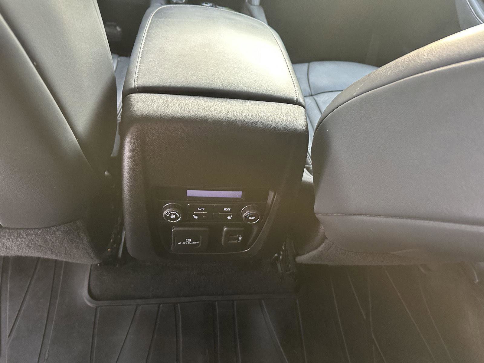 Used 2019 Buick Enclave Premium image 17