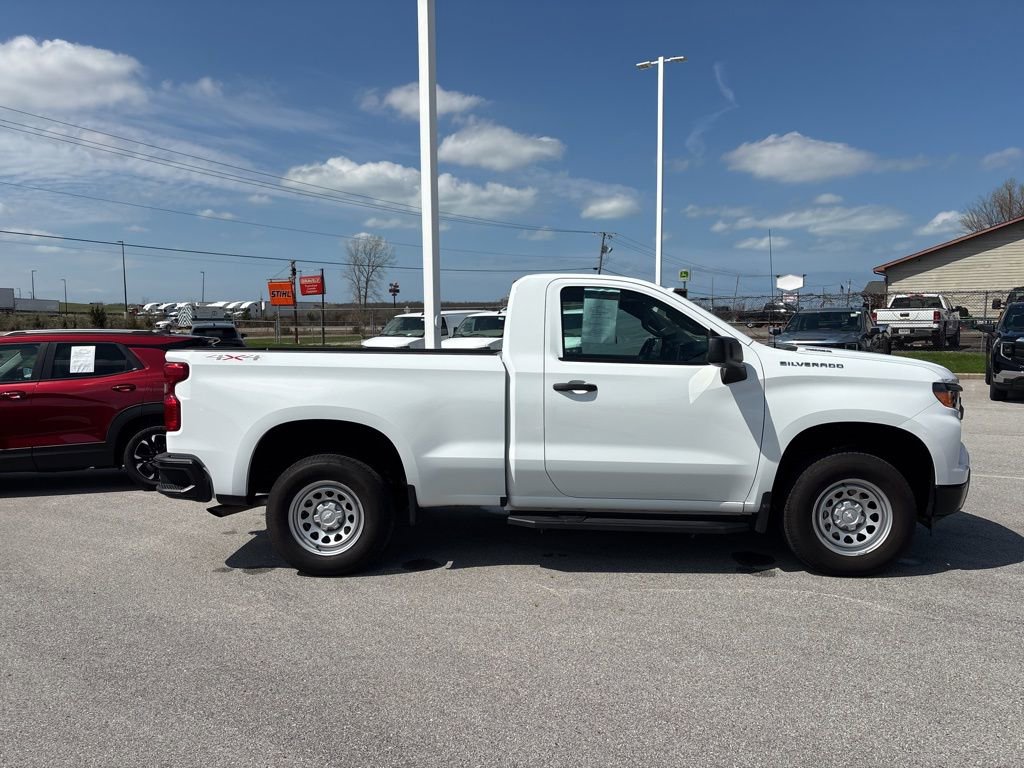 Used 2025 Chevrolet Silverado 1500 W/T w/ WT Value Package image 4