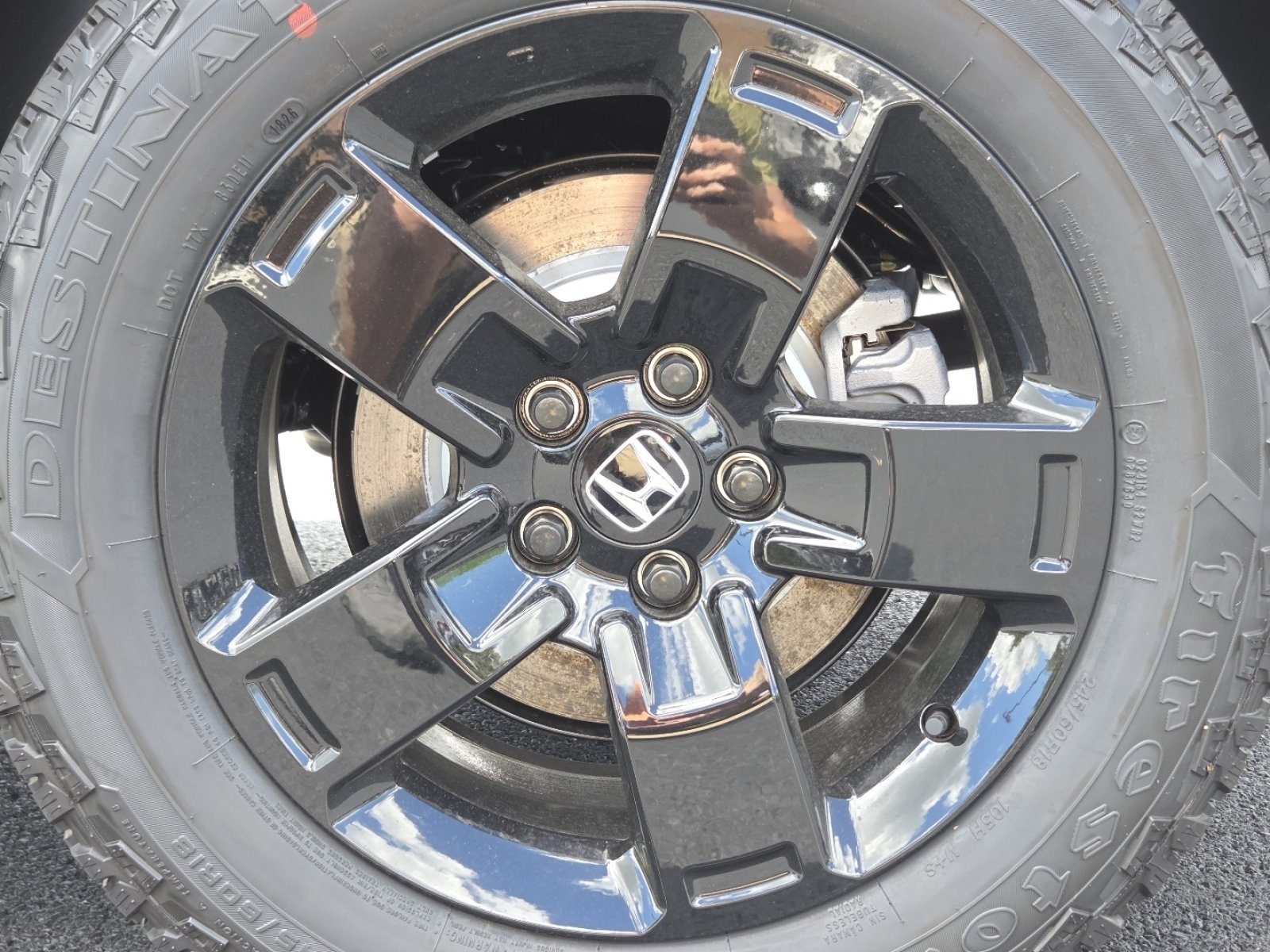 New 2026 Honda Ridgeline Black Edition image 17