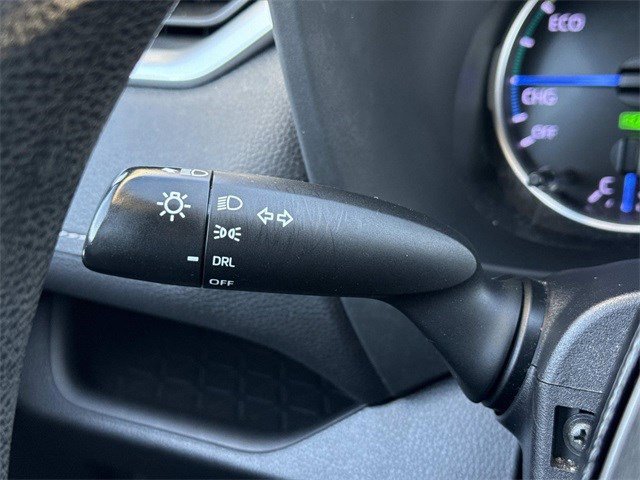 Used 2019 Toyota RAV4 LE image 26