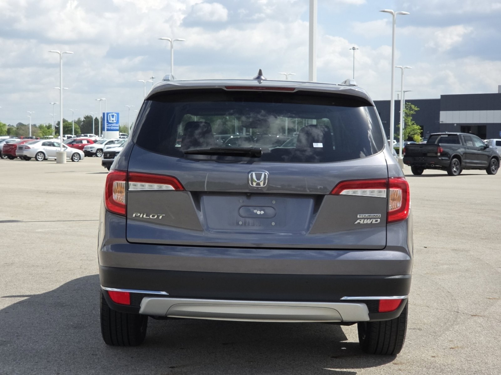 Used 2021 Honda Pilot Touring image 18