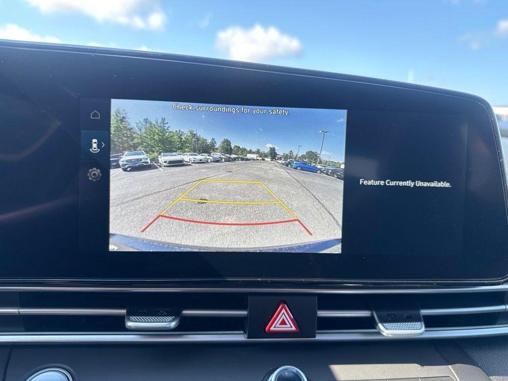 New 2026 Hyundai Elantra Limited FWD image 15