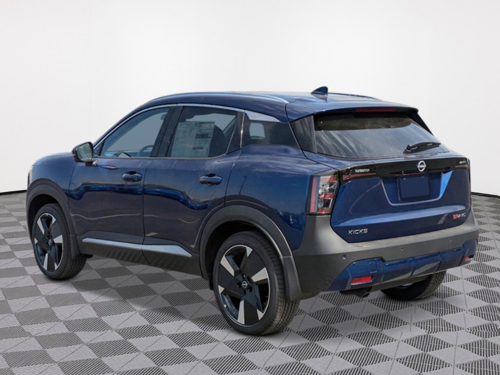New 2025 Nissan Kicks SR w/ SR Premium Package image 5