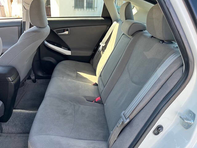 Used 2015 Toyota Prius Two FWD image 8