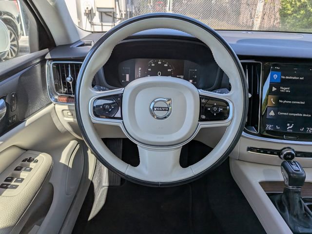 Used 2019 Volvo S60 T5 Momentum w/ Premium Package image 19